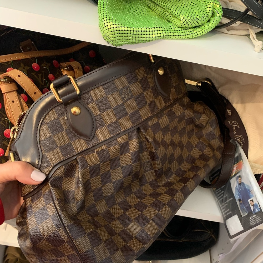 Authentic Louis Vuitton alma bag